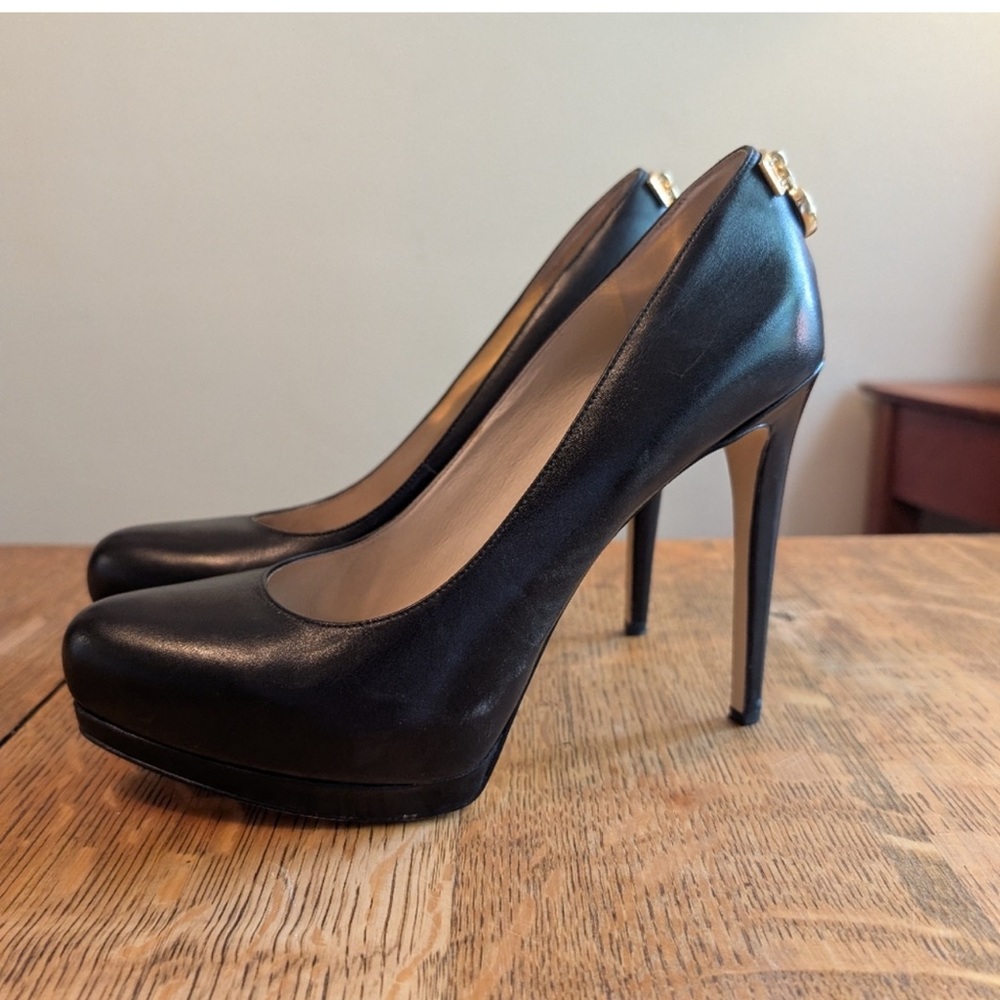 MICHAEL KORS black leather stiletto heal (US 9)